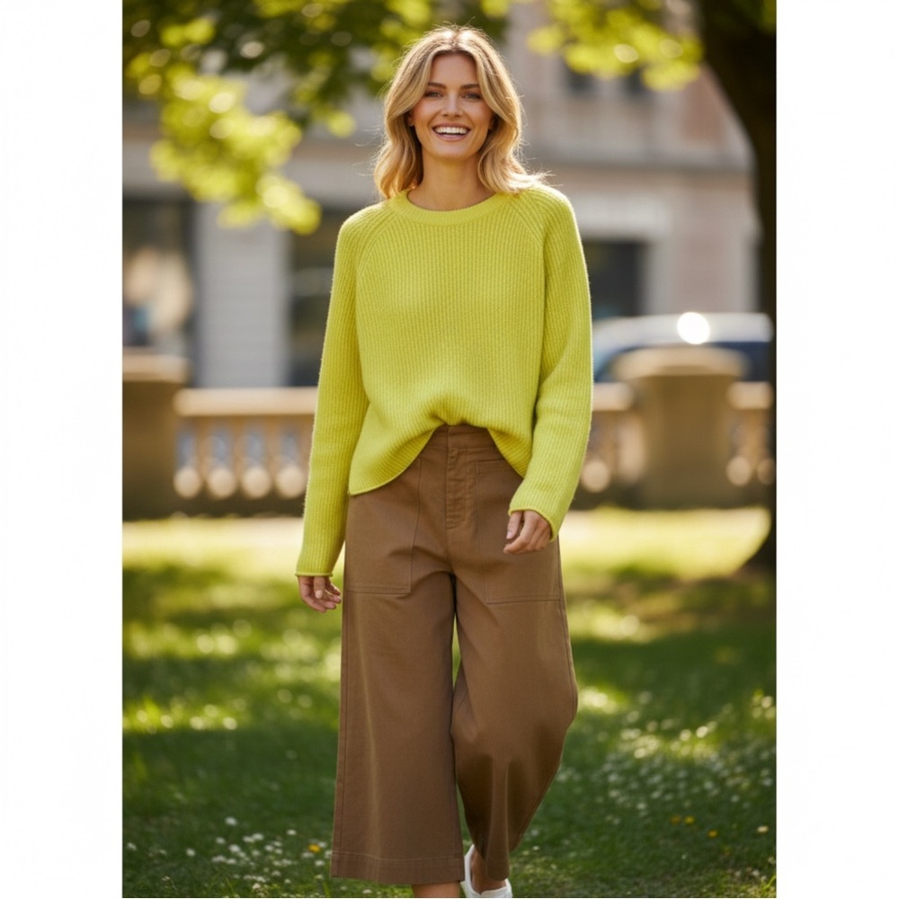 NWT Velvet By Graham & Spencer Women’s Gigi Citron Crewneck Sweater Cabincore - Picture 3 of 8